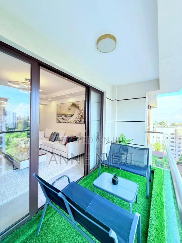 Elegant 3bdrm in Riverside - thumbnail 19