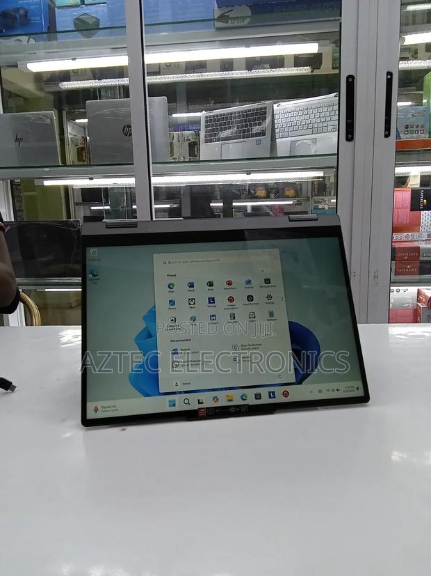 New Laptop Lenovo 8GB Intel Core i5 SSD 512GB - thumbnail 3