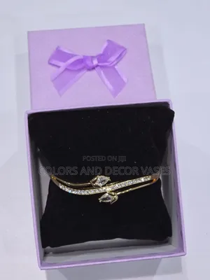 Elegant Soark Bracelet