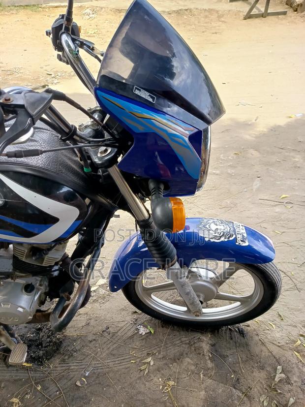 TVS HLX 125 2020 Blue - thumbnail 6