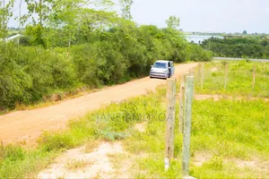 50x100 Mariakani