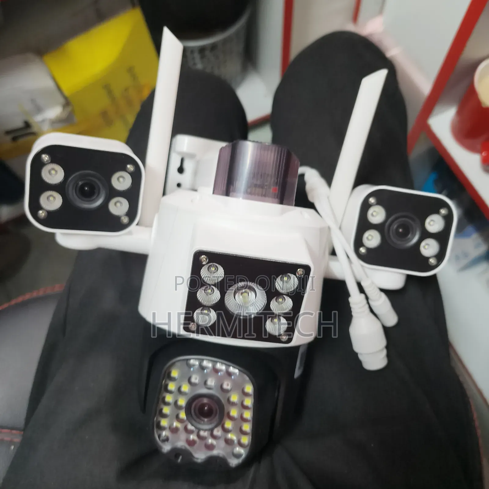 Triple Lens CCTV Surveillance Electric Powered PTZ CCTV Wifi Camera
