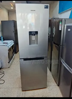 Samsung Bottom Freezer Refrigerator (Good as New)