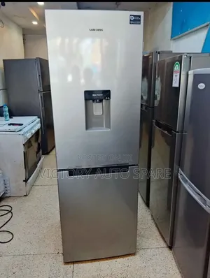 Samsung Bottom Freezer Refrigerator (Good as New)