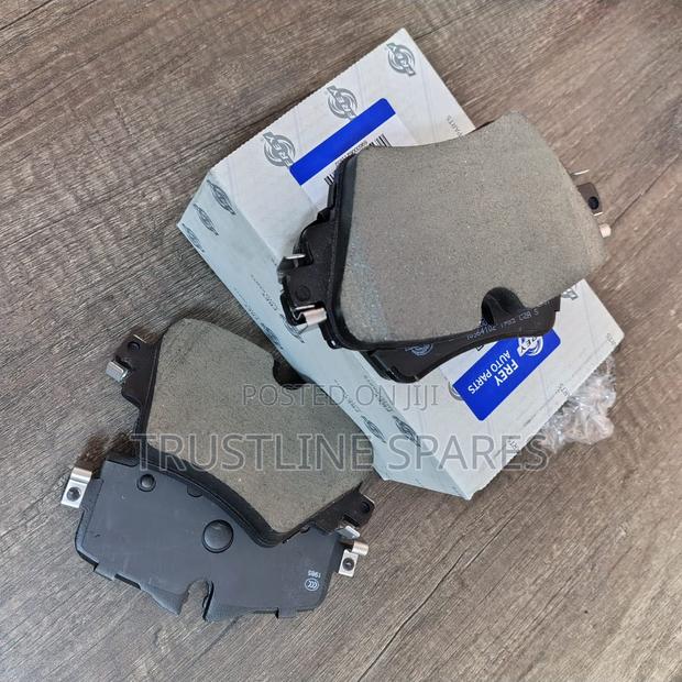 Frey Front Brake Pads for BMW X1 F48 – Oem-Style Everyday Upgrade - main view