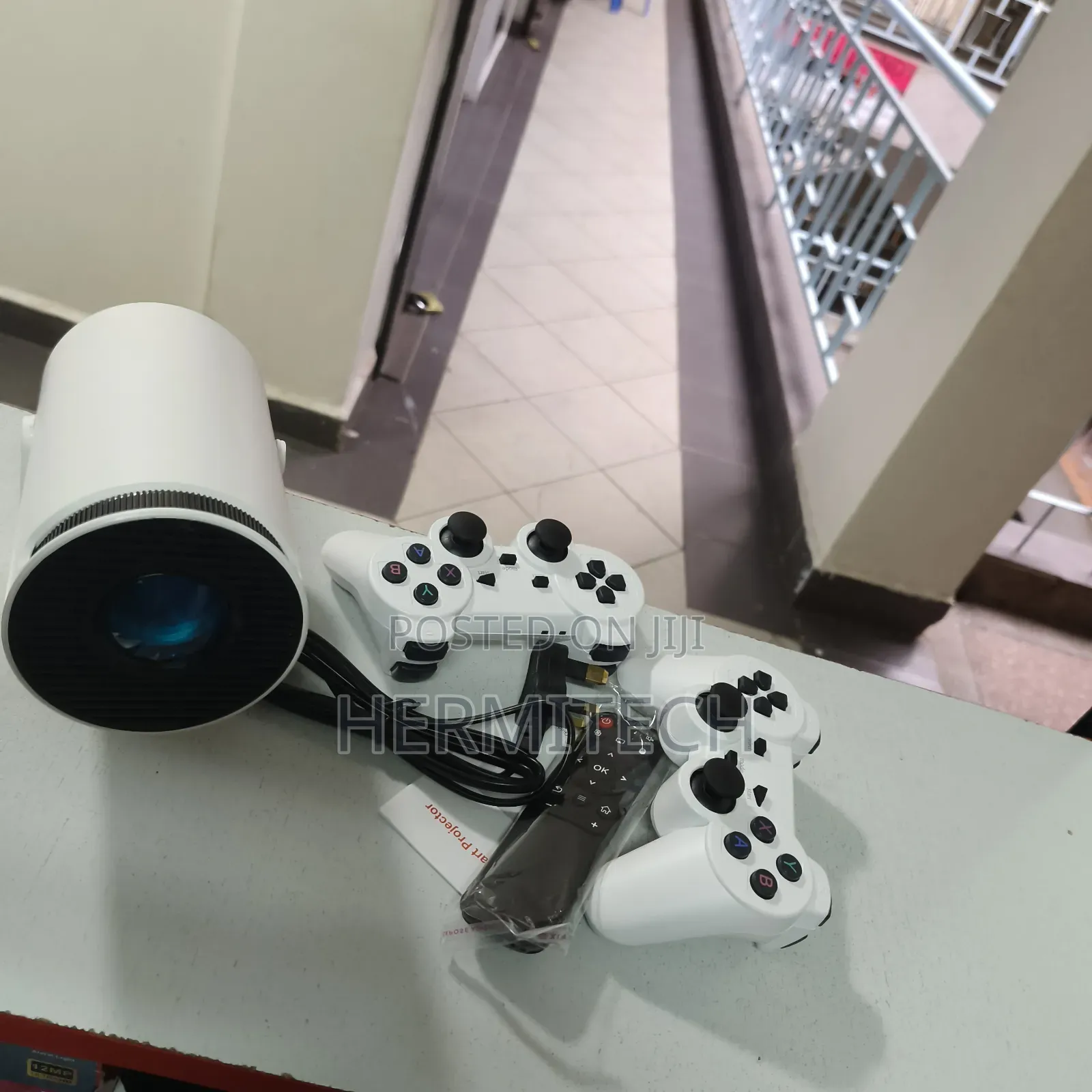 Gaming Projectors With Gaming Pads
