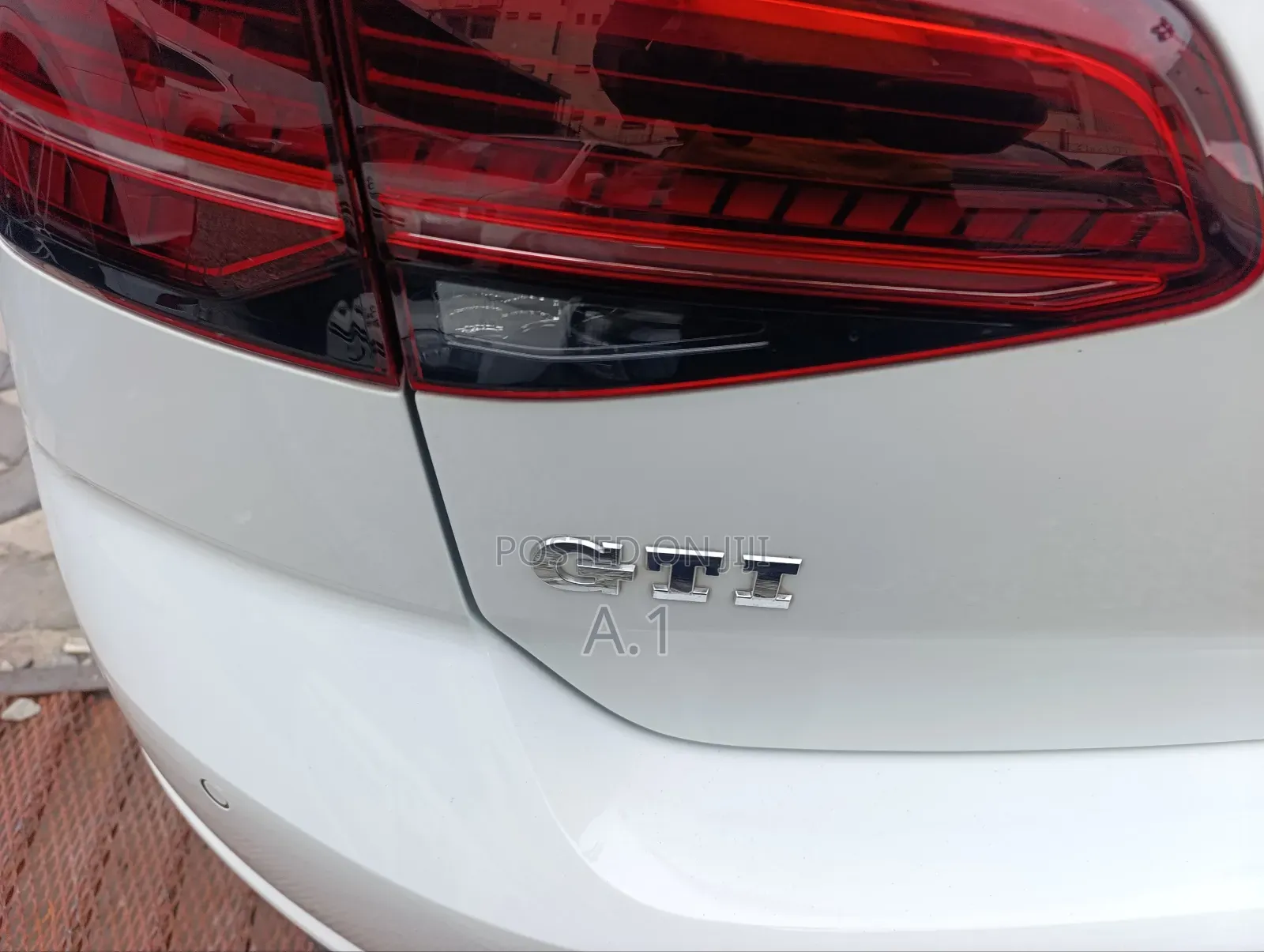 Volkswagen Golf 2019 Pearl