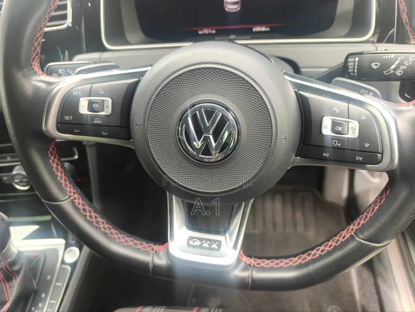 Volkswagen Golf 2019 Pearl