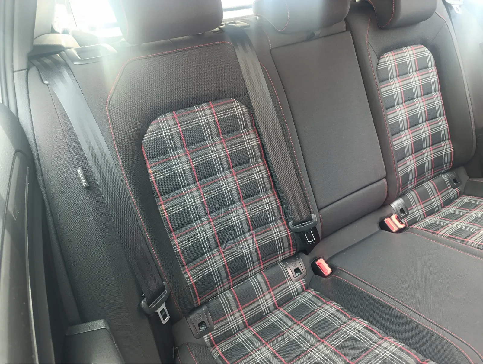 Volkswagen Golf 2019 Pearl