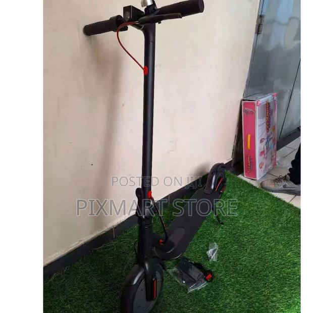 Foldable Black Electric Scooter for Adults Kids – 350w, 30 Km Ride”
