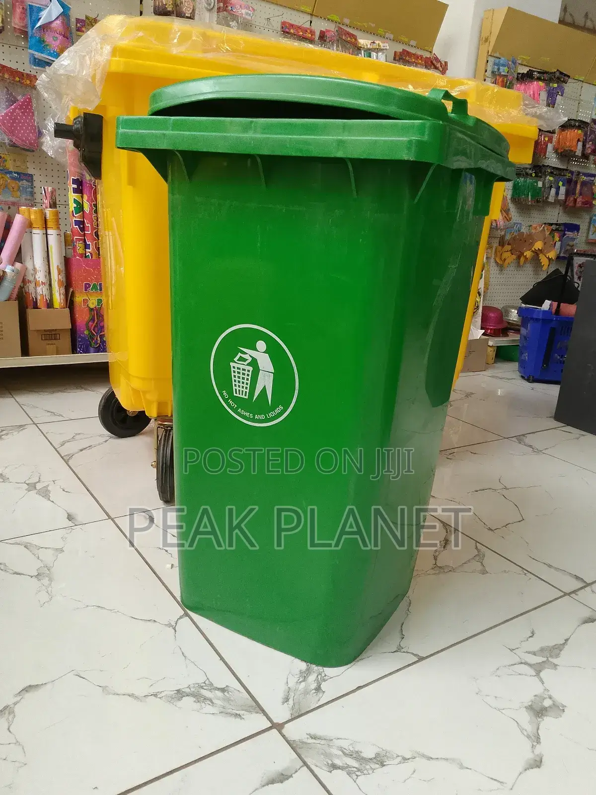240l Green Bin With Cover