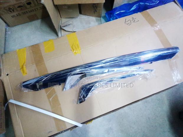 Toyota Harrier Side Door Chrome Mouldings - thumbnail 2