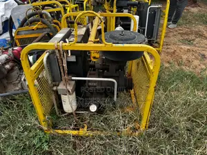 Portable Diesel Drilling Machine Set / Air Compressor Unit (40m Deep)