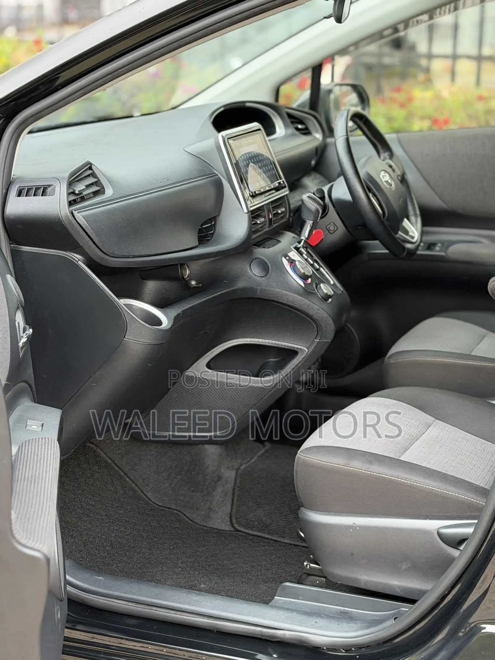 Toyota Sienta 2020 Black