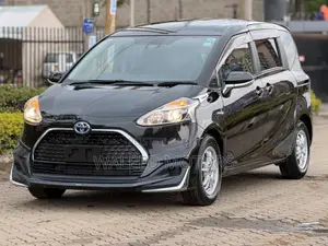 Toyota Sienta 2020 Black