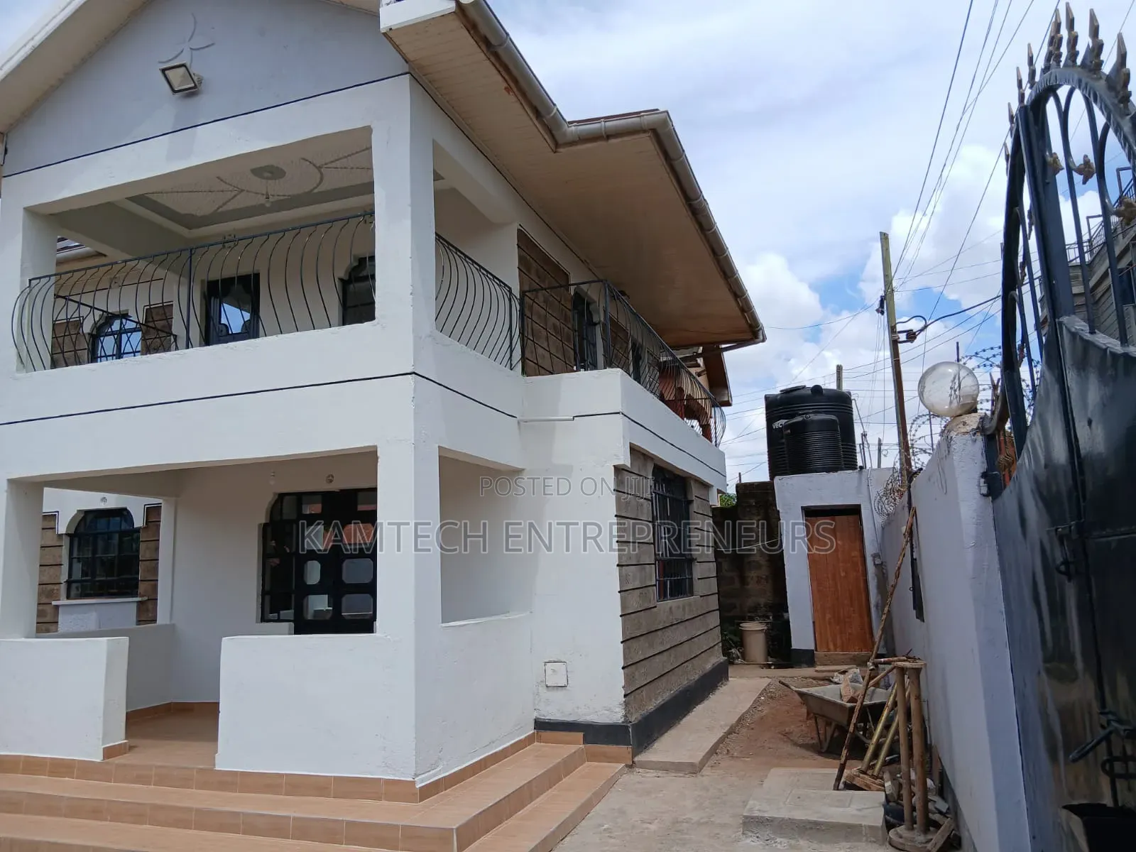 4bdrm Maisonette in Kenyatta Road for sale