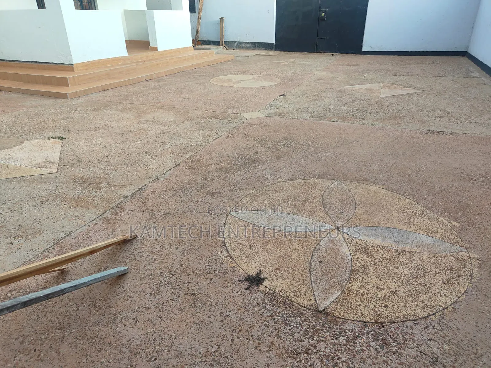 4bdrm Maisonette in Kenyatta Road for sale