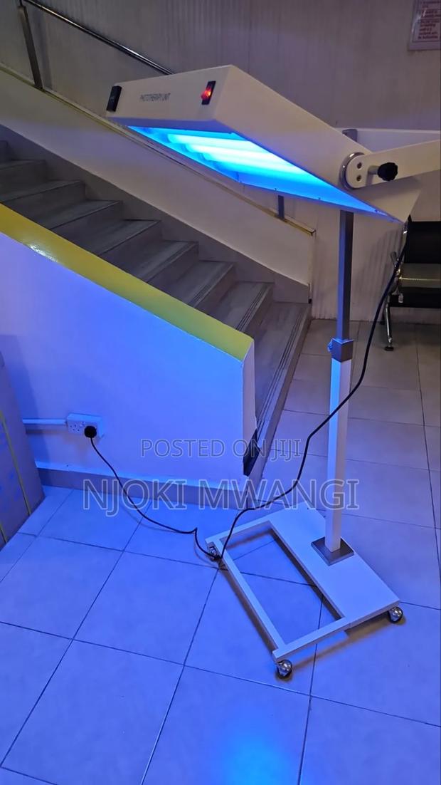 Led Phototherapy Light - main view