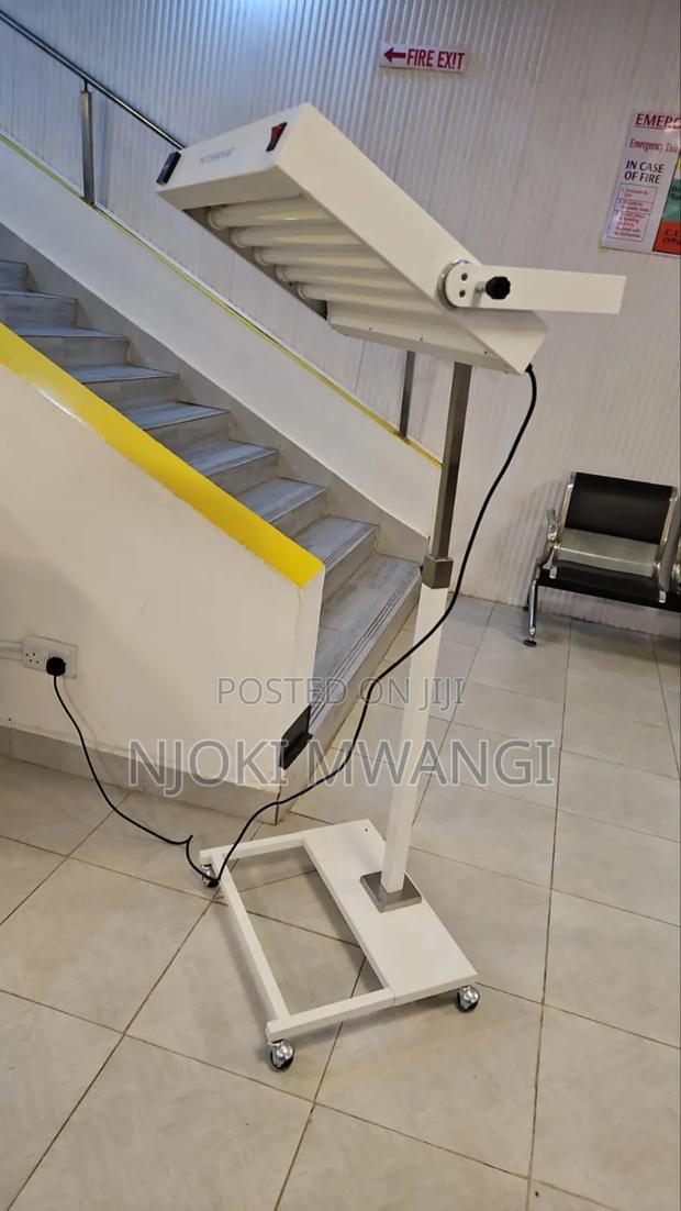 Led Phototherapy Light - thumbnail 2