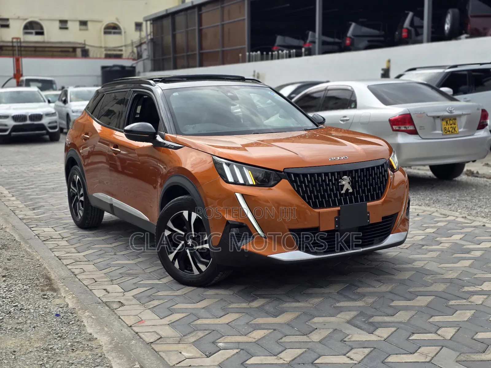 Peugeot 2008 1.2 PureTech (155 Hp) 2020 Orange