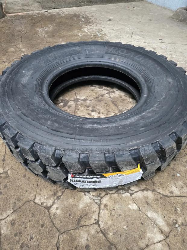 1000r20 Roadking Tyres (Diff) Commercial - thumbnail 3