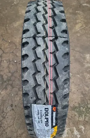 9.00r20 Roadking Tires 16pr St901