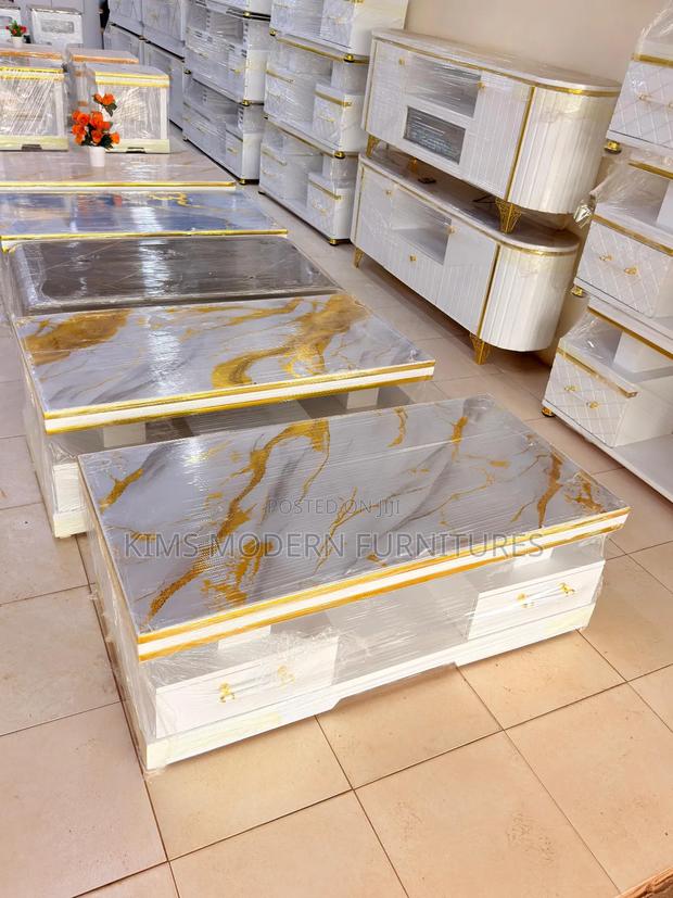 Tabe White With Marble Top Gold - main view