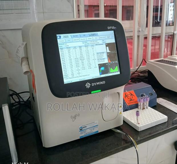 5 Part Hematology Analyser (Dymind Df55 - main view