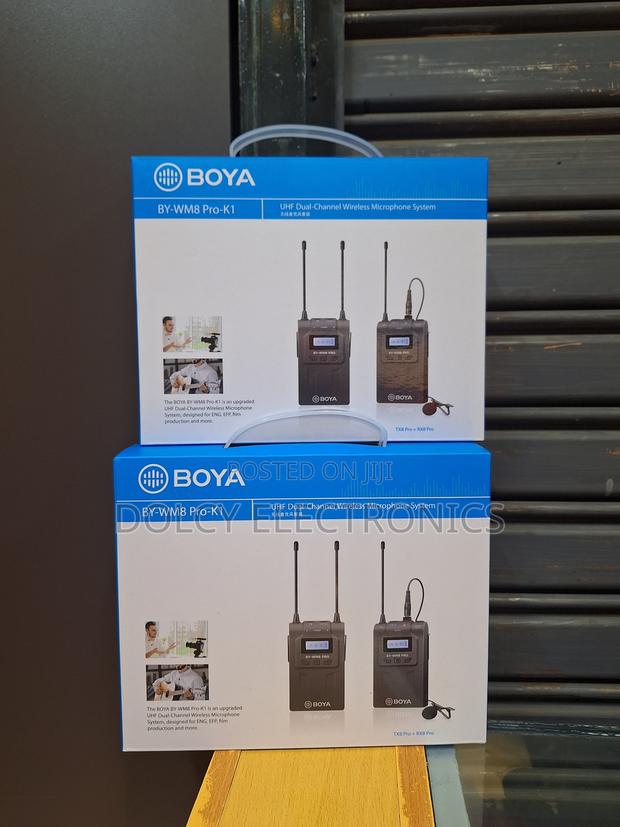 Boya By-wm8 Pro-k1 Uhf Wireless Microphone System
