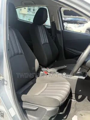 Mazda 2 2020 Gray