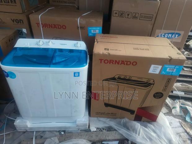 10kgs Tornado Twin Tub Washing Machine