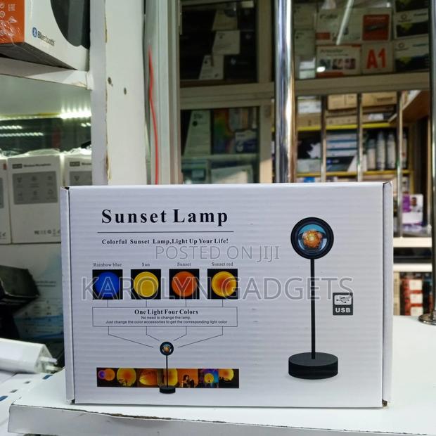 Colorful Sunset Projection Lamp for Relaxing Ambience