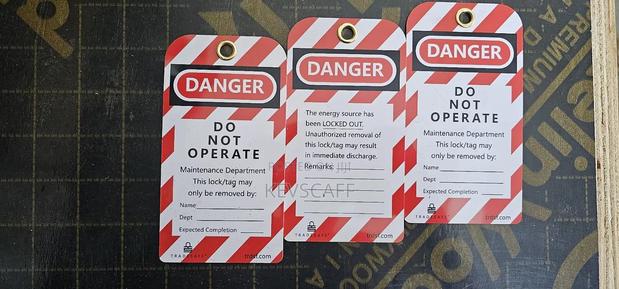 Lock Out Tag 'do Not Operate '