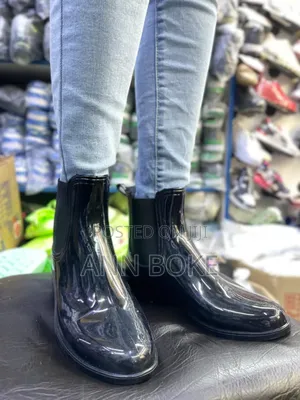 Daisy Classic Gumboots 
Sizes 37-42