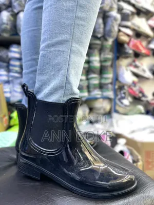Daisy Classic Gumboots 
Sizes 37-42