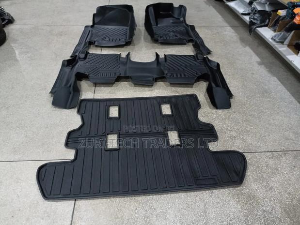 Landcruiser V8 200 Series 5d Floor Mats