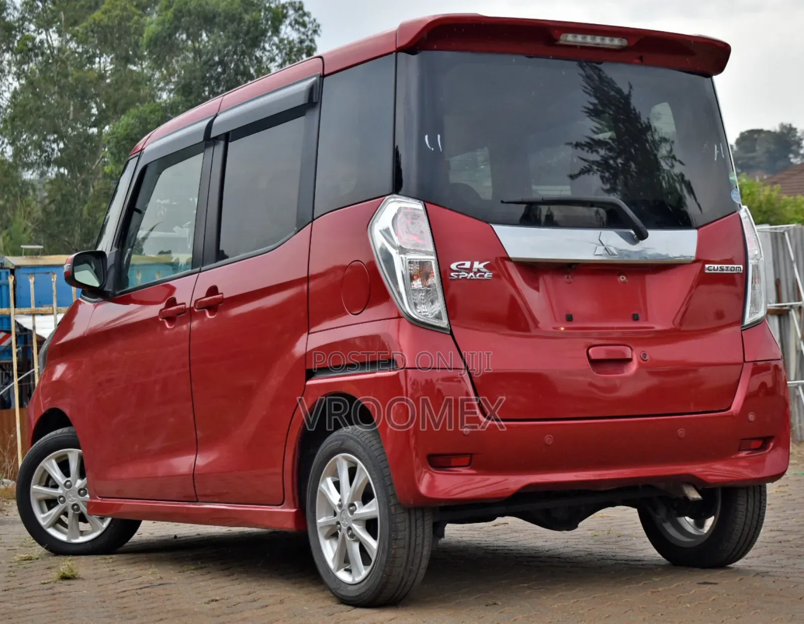 Mitsubishi EK 2019 Red