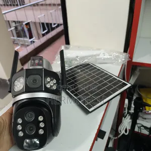 Triple Lens 4g Solar Powered PTZ CCTV Camera With Alarm Siren