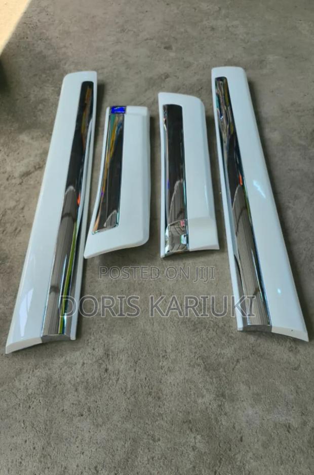 Land Cruiser 200 Series Body Moulding