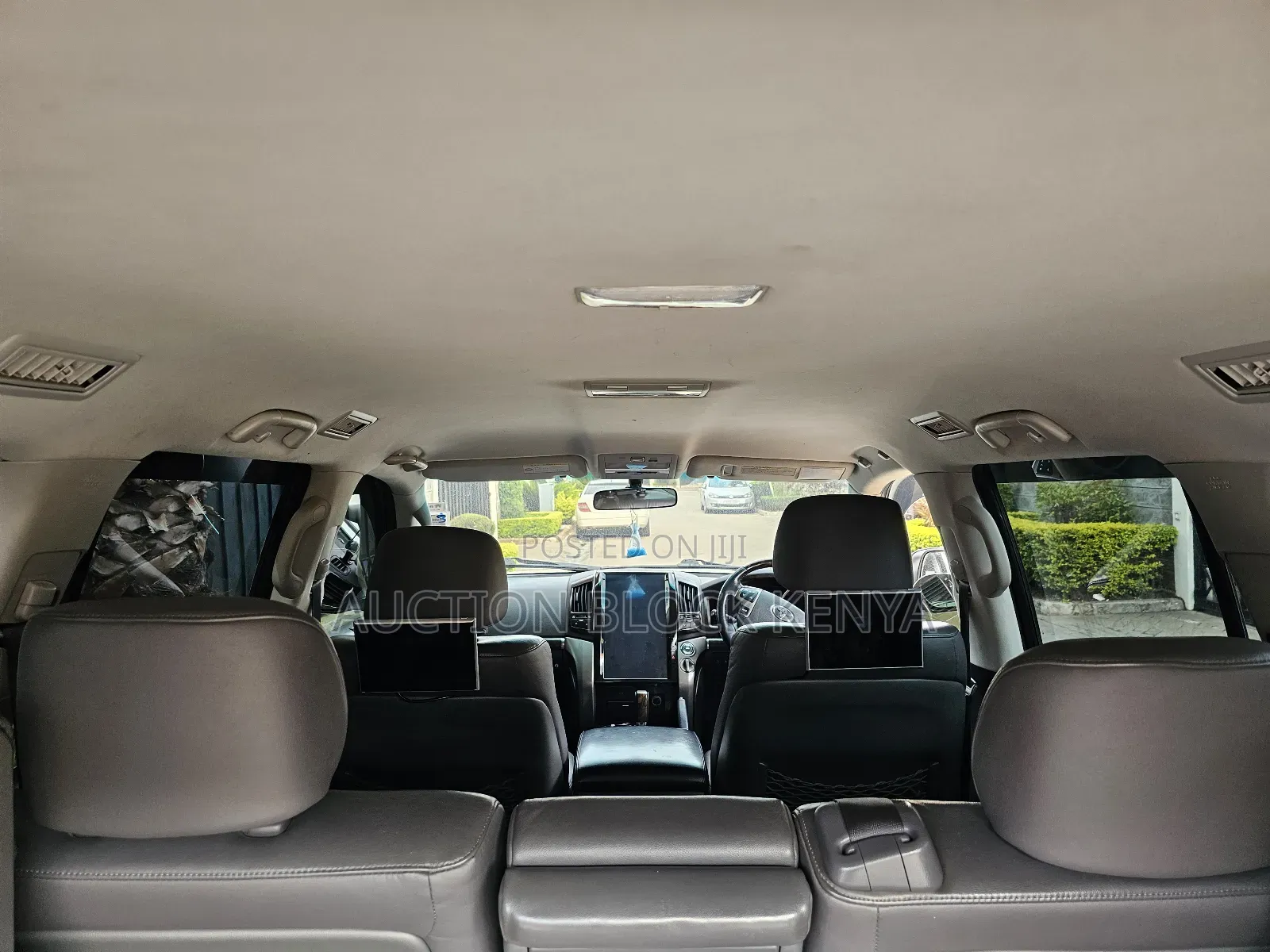 Toyota Land Cruiser 2009 White