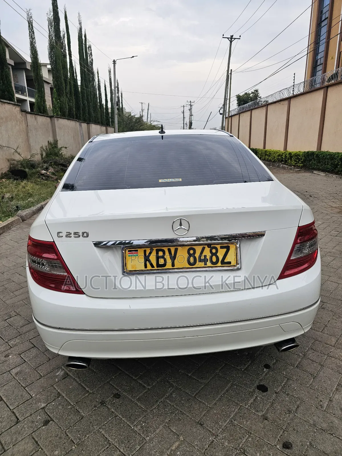 Mercedes-Benz C250 2008 White