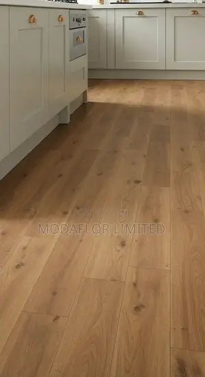 Affordable Laminate Floor Boards – Real Wood Look, Low Price