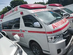 Toyota HiAce 2019 White