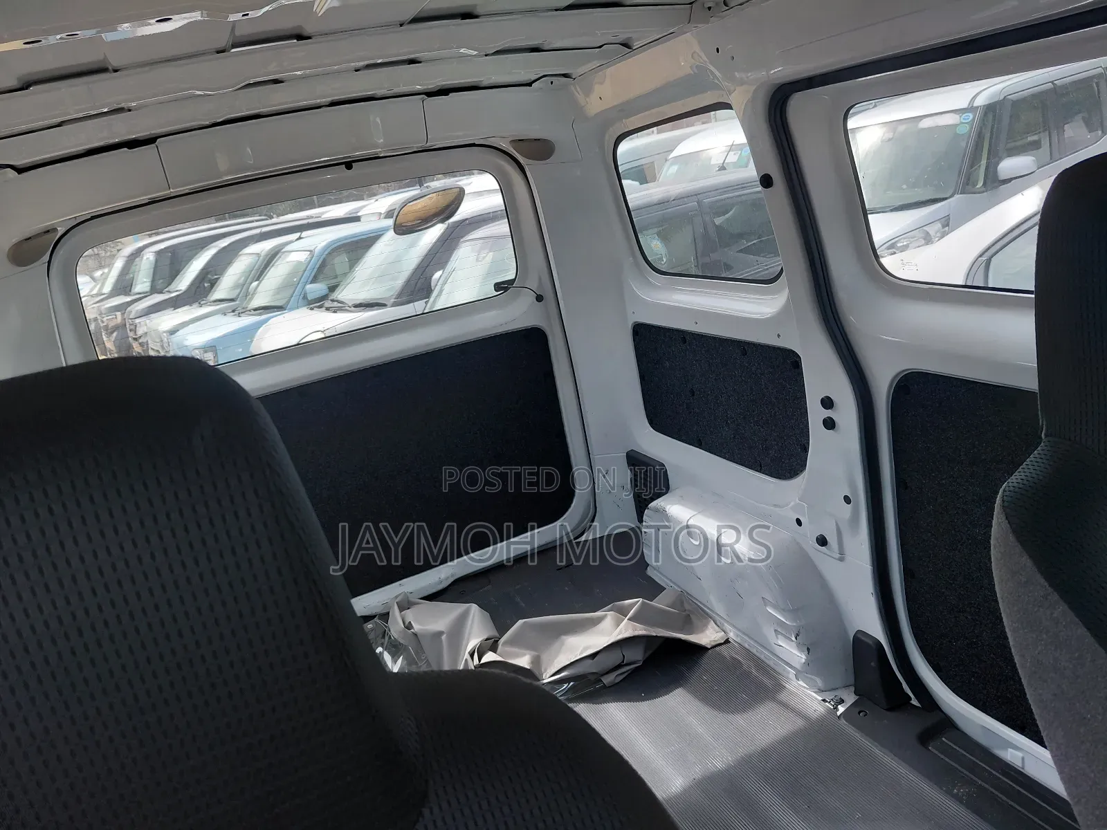 Nissan NV200 2019 White