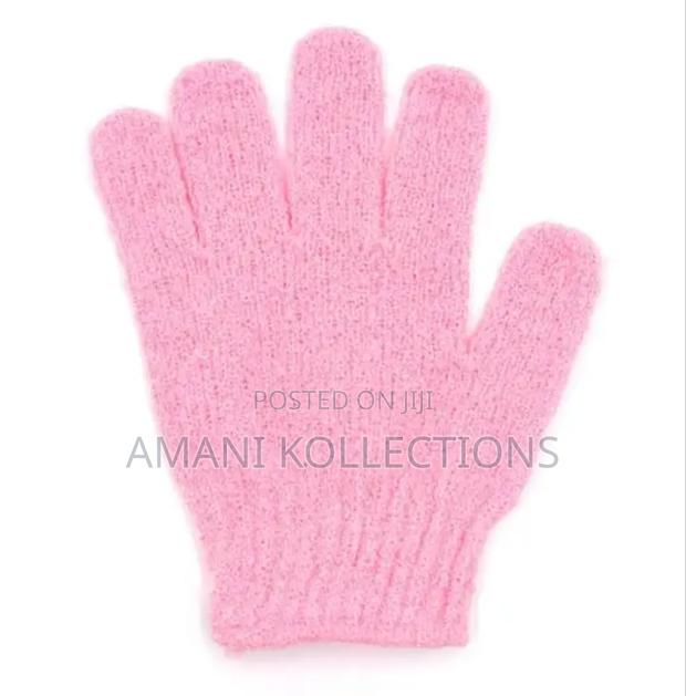 Exfoliating Gloves For Smooth Showers 2pcs - thumbnail 3