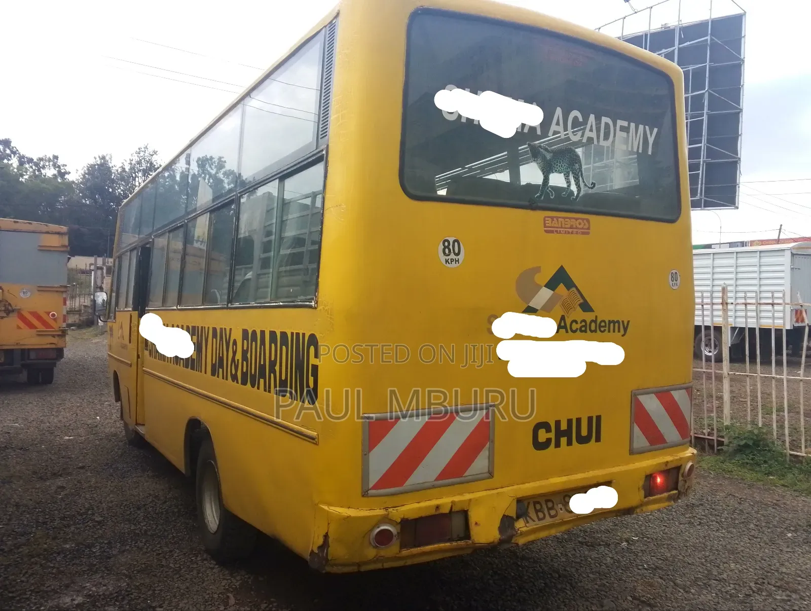 Isuzu NQR 2008 Yellow