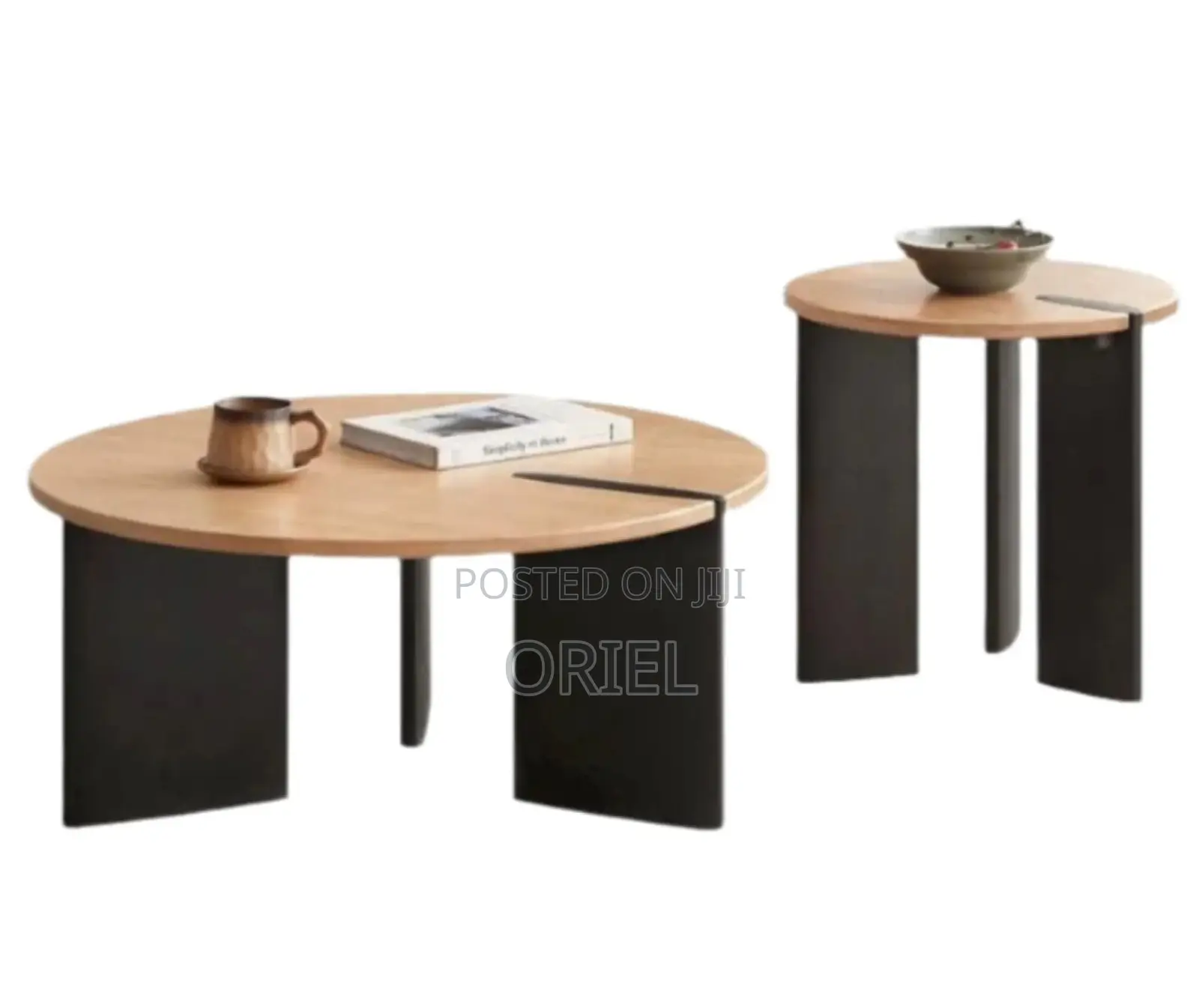 Coffee Tables; Stylish Round Oak Work Lounge Table