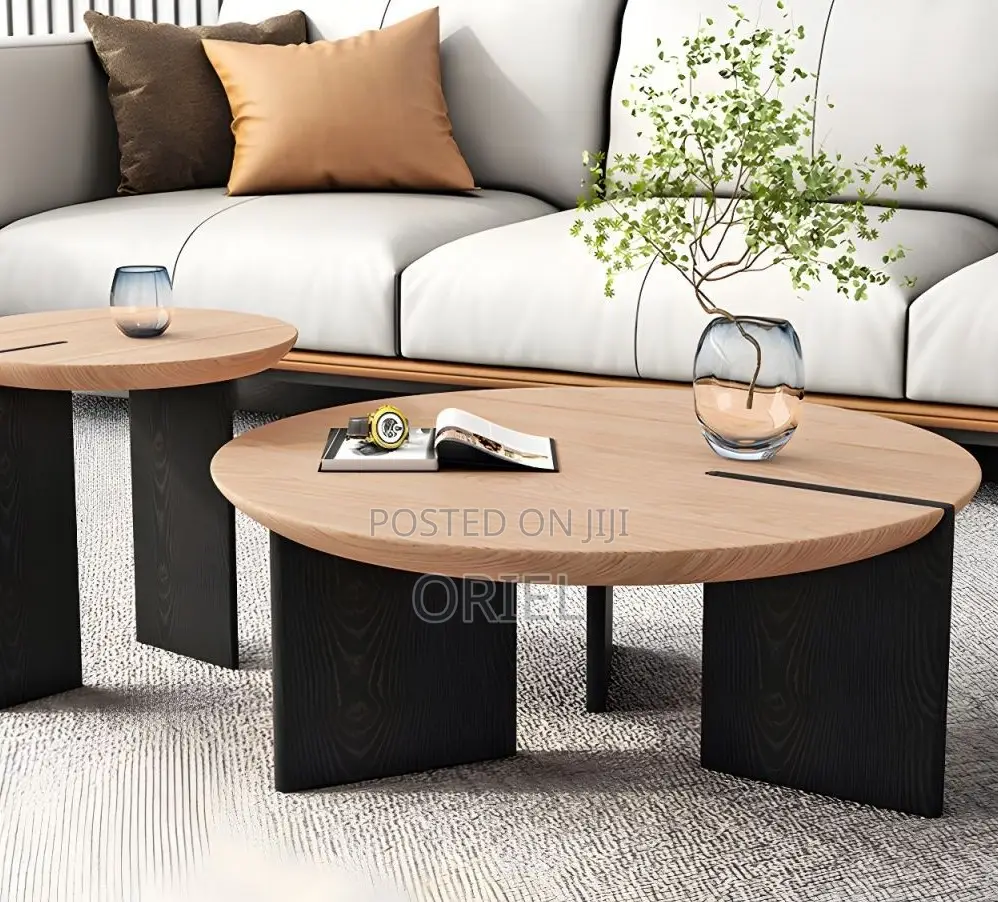 Coffee Tables; Stylish Round Oak Work Lounge Table