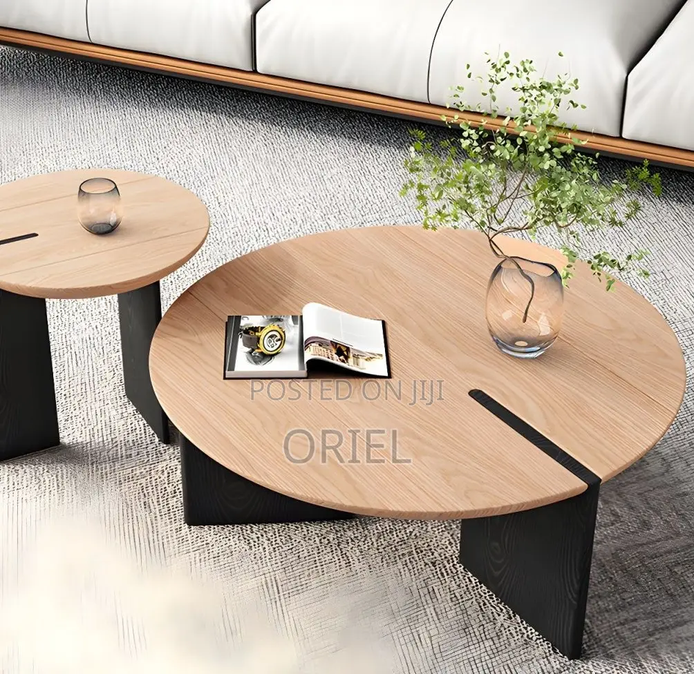 Coffee Tables; Stylish Round Oak Work Lounge Table