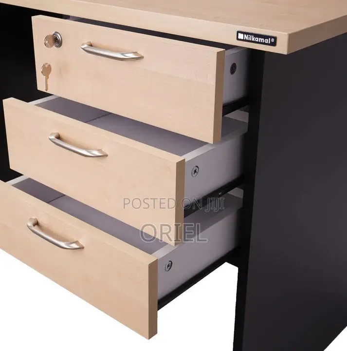 Office Desk; Contemporary 0.9m Study Work Desk